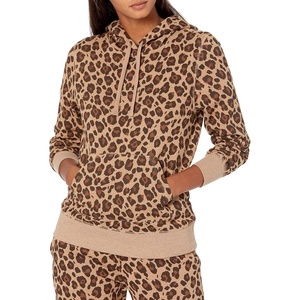 Amazon Essentials Women’s Regular-Fit Midweight Fleece Pullover Hoodie with Kangaroo Pocket (Available in Plus Size)(Leopard)