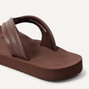 Amazon Essentials Unisex Kids’ Thong Flip Flop for Boys and Girls(Brown)